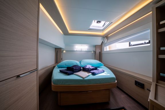 Image of Blue Dream 48 yacht #11