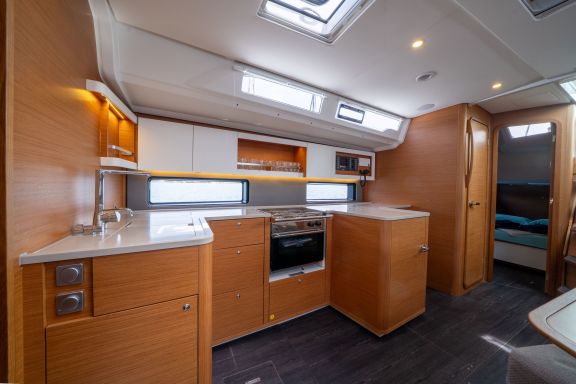 Image of Alfasyr yacht #8