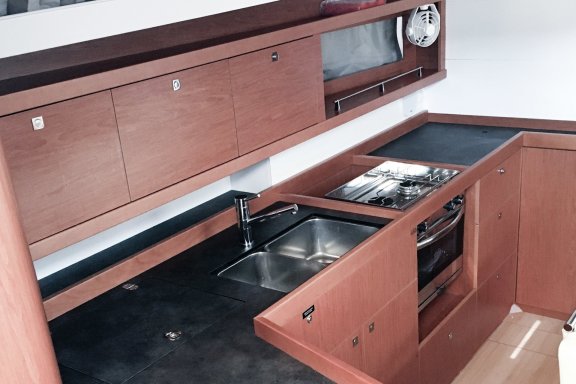 Image of Slide yacht #9