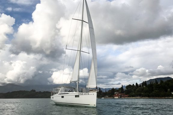 Image of Blues yacht #4