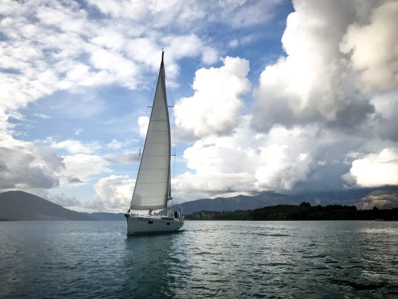 Image of Blues yacht #5