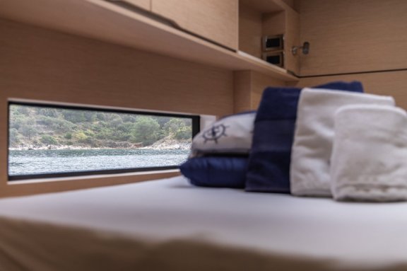 Image of Soumise yacht #23