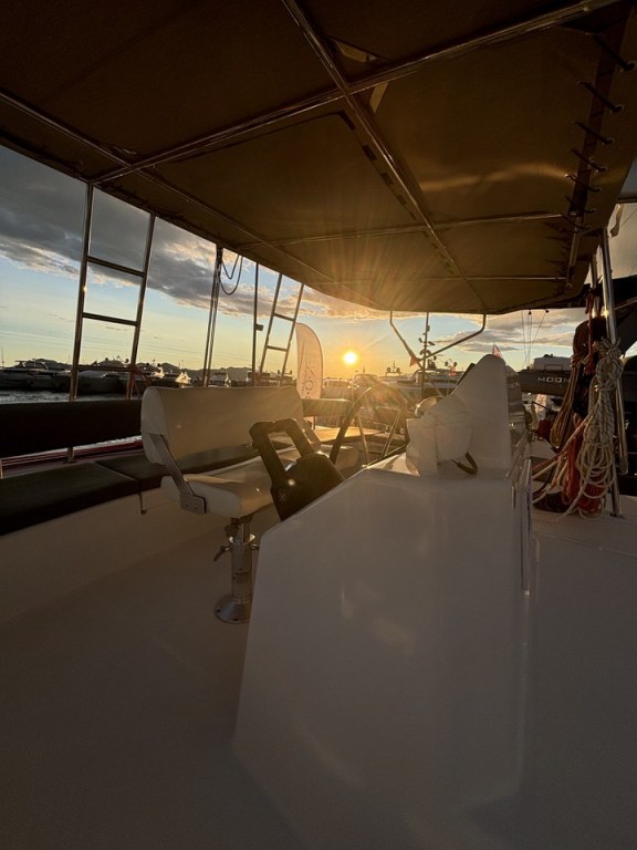 Image of Siente El Mar yacht #5