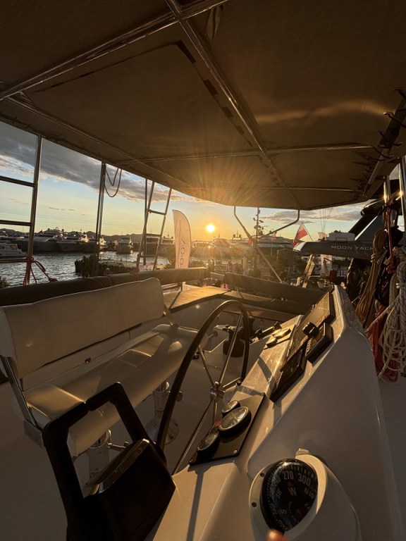 Image of Siente El Mar yacht #6