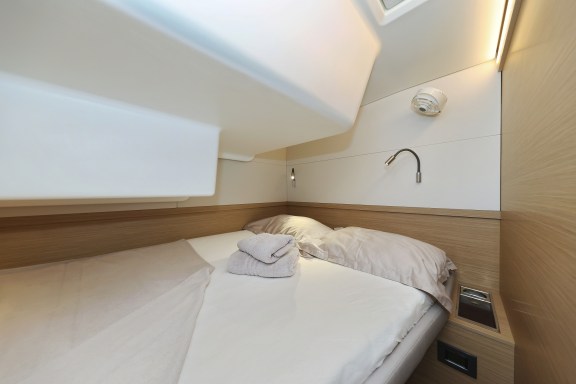 Image of Disonesto yacht #30