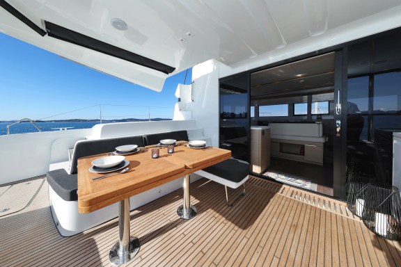 Image of Disonesto yacht #61