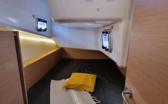 Image of Sunny yacht #9