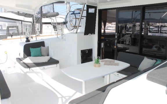 Image of Double Trouble yacht #6