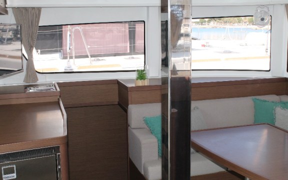 Image of Double Trouble yacht #9