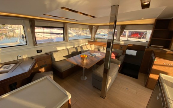 Image of Les Jumeaux yacht #8