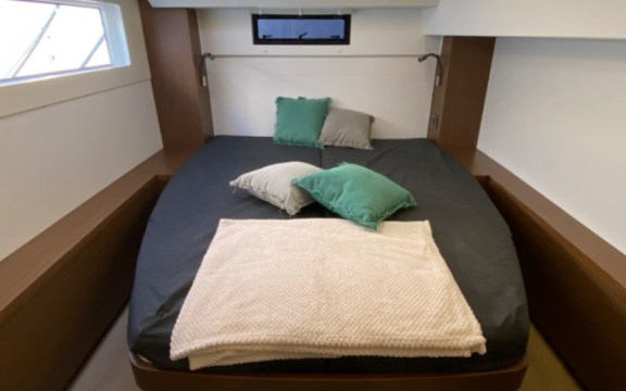 Image of Les Jumeaux yacht #15