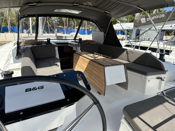 Image of Stock 530 yacht #4