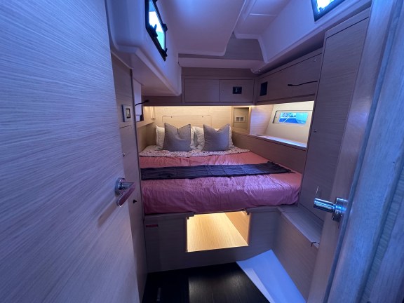 Image of Stock 530 yacht #10