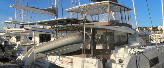 Image of Sail Away yacht #4