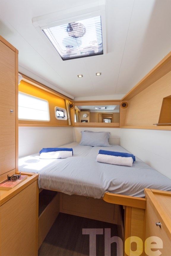 Image of Thoe yacht #15