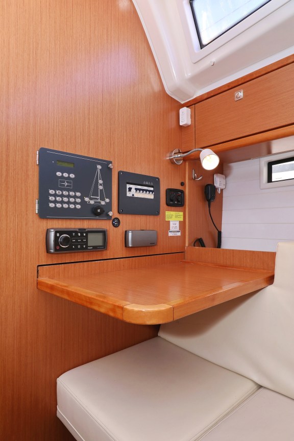 Image of Sun Course yacht #38