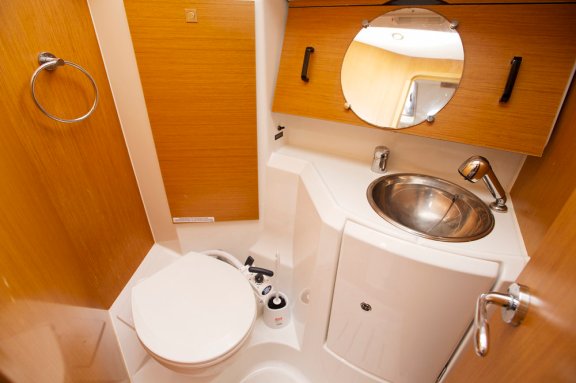 Image of Lauren yacht #11