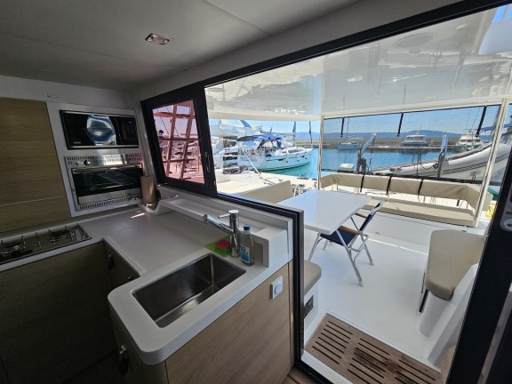 Image of Cap Bon yacht #11