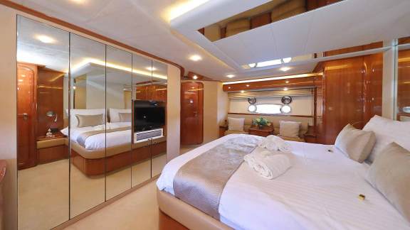 Image of Quo Vadis I yacht #13