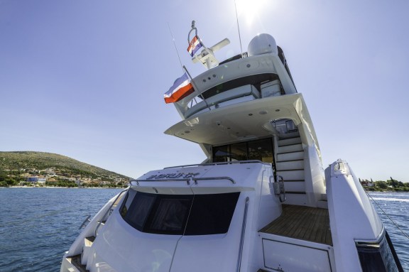 Image of 2 Drunk yacht #6