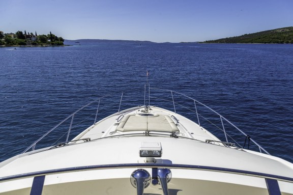 Image of 2 Drunk yacht #7