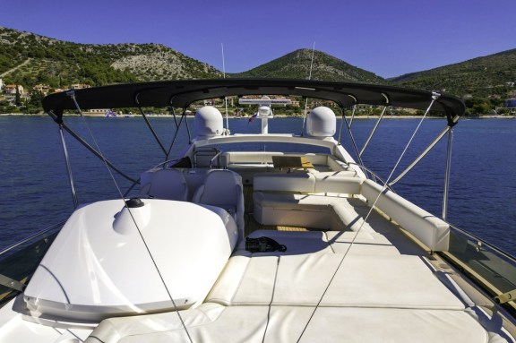 Image of 2 Drunk yacht #9