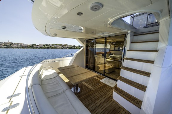 Image of 2 Drunk yacht #12