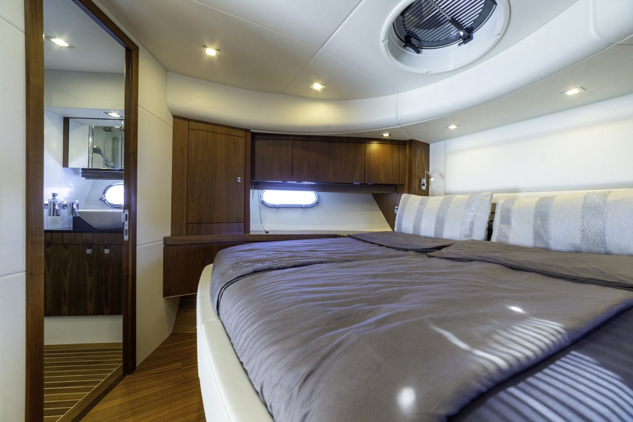 Image of 2 Drunk yacht #20