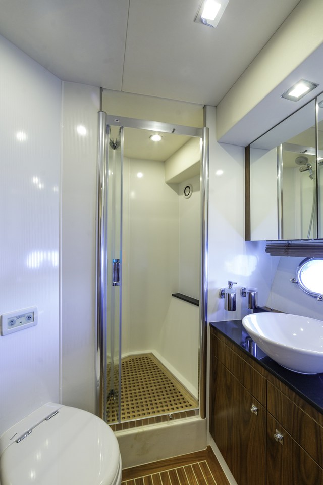 Image of 2 Drunk yacht #25