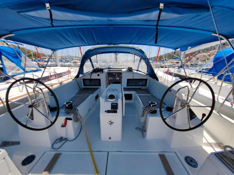 Image of Milky Way yacht #3