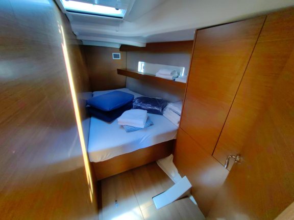 Image of Milky Way yacht #16