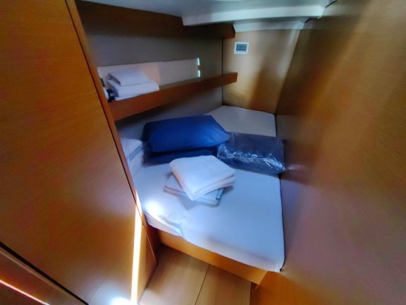 Image of Milky Way yacht #17