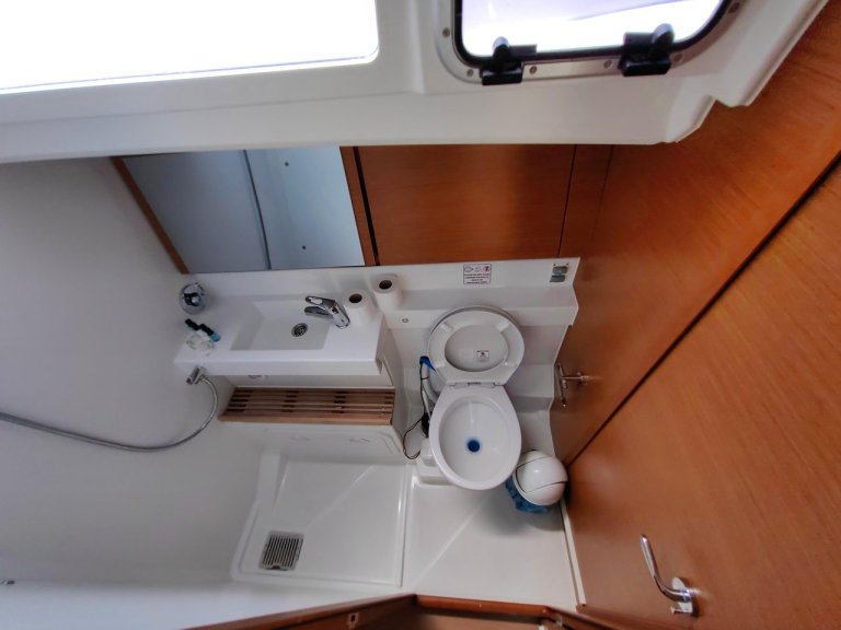 Image of Milky Way yacht #19
