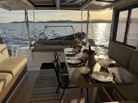 Image of Jeux D’ Hiver yacht #5