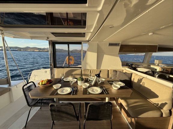 Image of Jeux D’ Hiver yacht #6