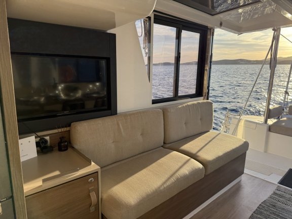 Image of Jeux D’ Hiver yacht #11