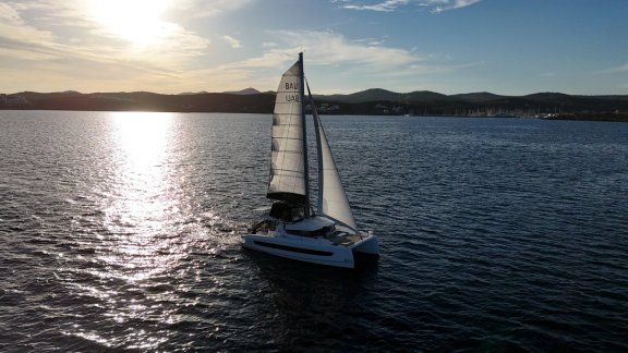 Image of Jeux D’ Hiver yacht #3