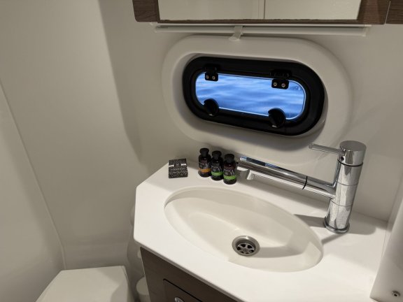 Image of Jeux D’ Hiver yacht #25