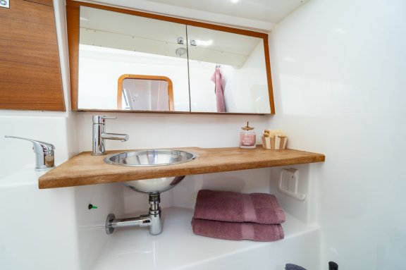 Image of Apus yacht #19