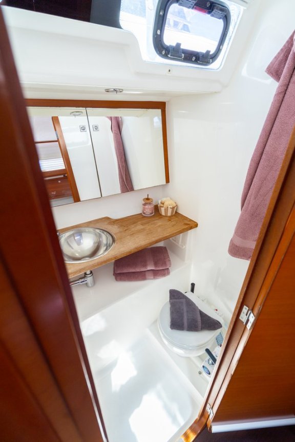 Image of Apus yacht #20