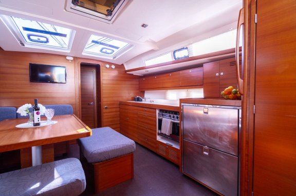 Image of Cygnus yacht #10