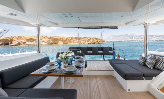 Image of Royal Hearts yacht #4