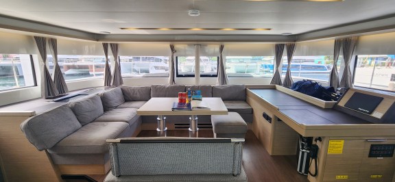 Image of Moondance yacht #18