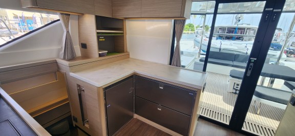 Image of Moondance yacht #19