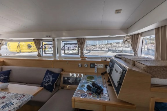 Image of Mirfak yacht #7