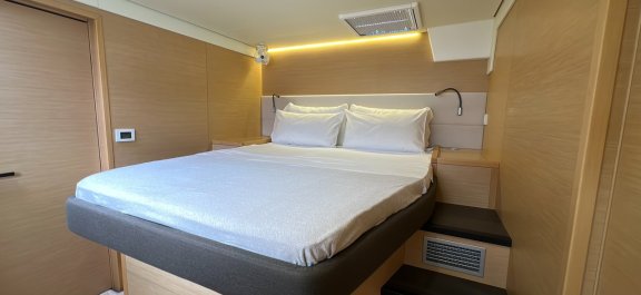 Image of Taipan yacht #23