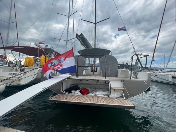 Image of Checkmate yacht #6