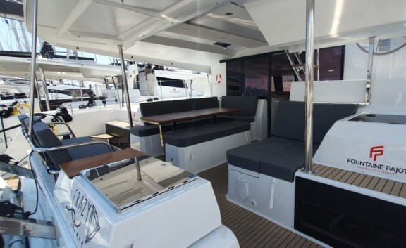 Image of Crazy Diamond yacht #4