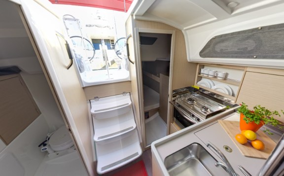 Image of Mobula Zero yacht #10