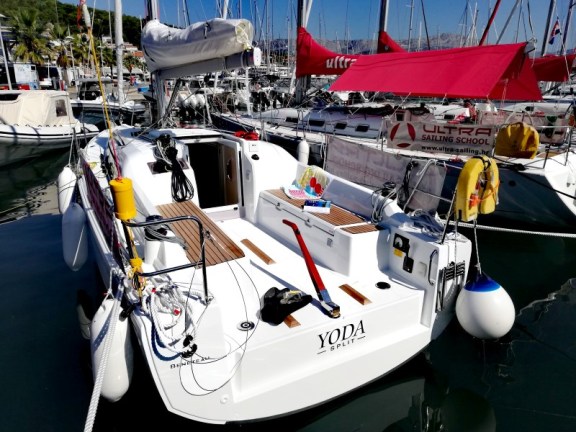 Image of Yoda yacht #3